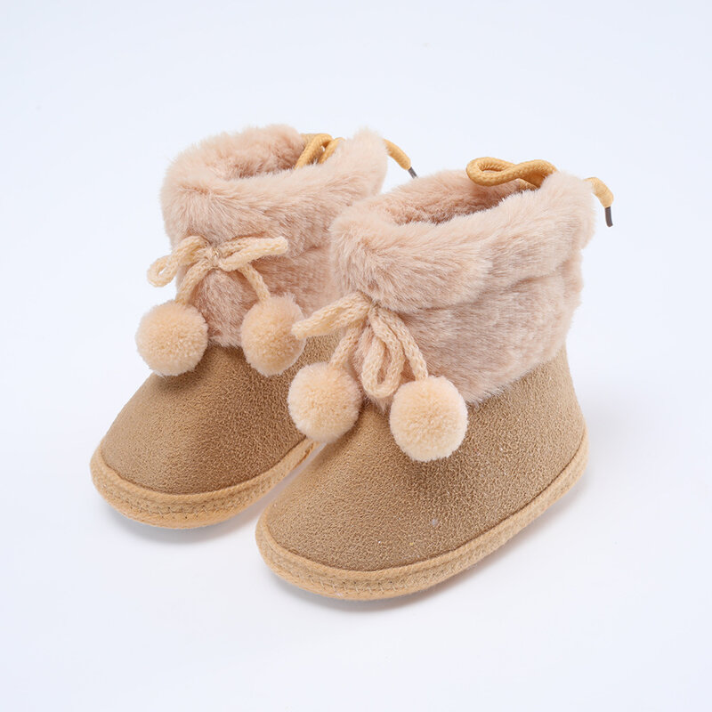 Bottes chaudes pour nouveau-né fille et garçon, chaussures d'hiver à semelle souple, en fourrure, pour les premiers pas de bébé de 0 à 18 mois