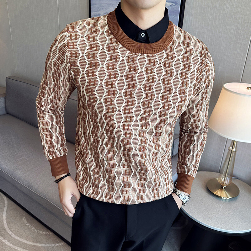 Męska koszula sweter z dekoltem moda jesienno-zimowa nowe męskie faliste paski fałszywe dwie żakardowe dzianiny męski sweter odzież wierzchnia/dół