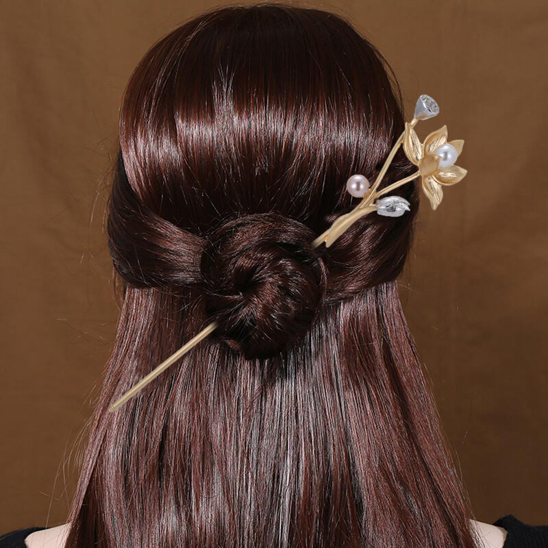 女性のための金属製の真珠のヘアピン,蓮の髪の道具,花のスティック,結婚式のヘアアクセサリー,ファッションジュエリー