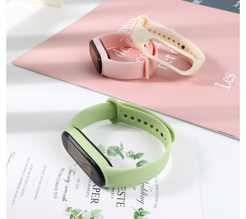 Gelang jam tangan silikon untuk Xiaomi Mi Band 8 7 6 NFC gelang jam tangan olahraga sabuk Miband pulsera correa mi band 3 4 5 7 tali