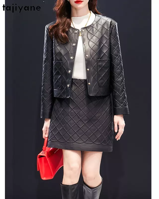 Tajiyane เสื้อโค้ทหนังแกะแท้สำหรับผู้หญิงเสื้อแจ็คเก็ตหนังแท้คอกลม2023สั้นสีดำสุดชิคสำหรับแจ็คเก็ตหนัง