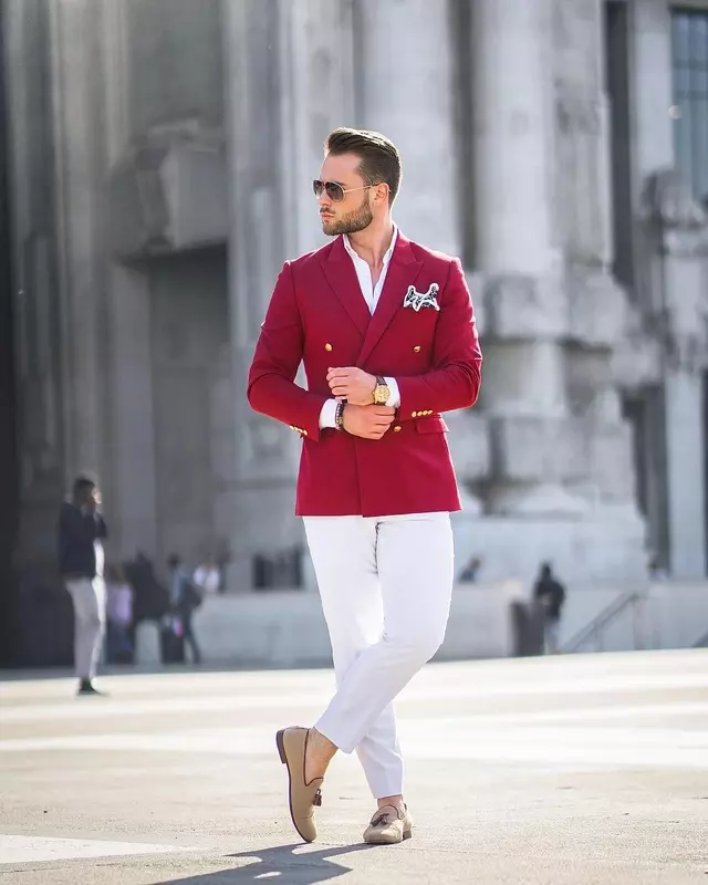 Chaqueta roja y pantalón blanco para Hombre, traje de moda de doble botonadura, Blazer ajustado informal, Conjunto personalizado de 2 piezas de alta calidad