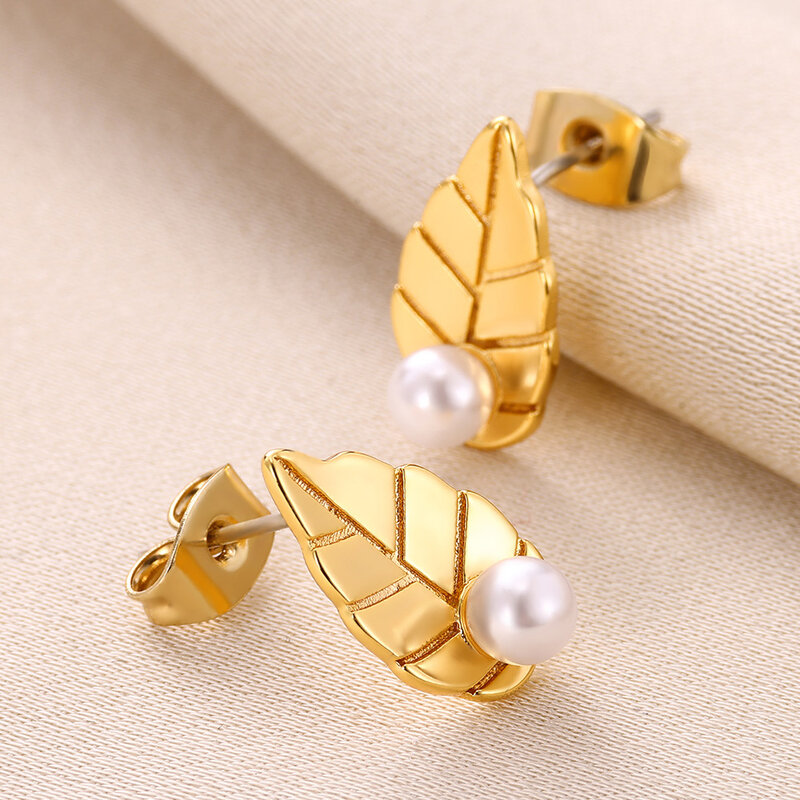 Sztuczna perła kolczyki sztyfty dla kobiet złote kolczyki kolorowe pióro modne akcesoria damska biżuteria prezenty ślubne