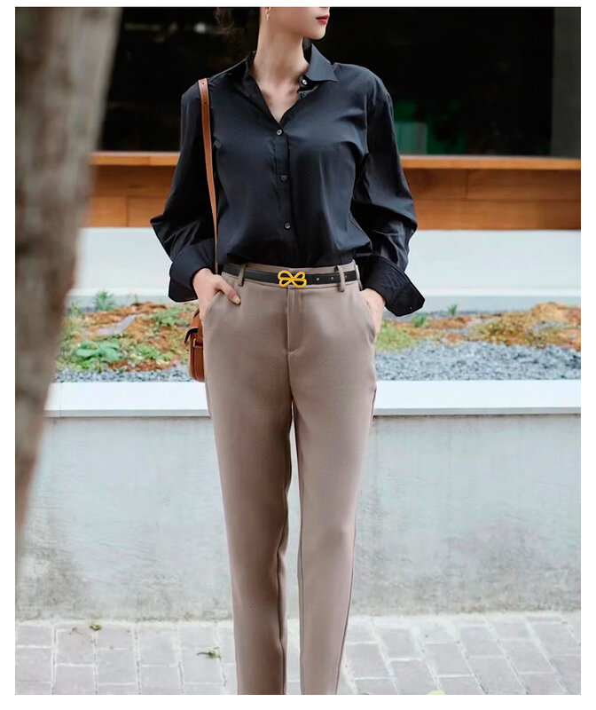 La nuova cintura da donna morbida in vera pelle con fibbia geometrica dorata può essere abbinata a abiti da lavoro e pantaloni jeans con regolazione della cintura da donna