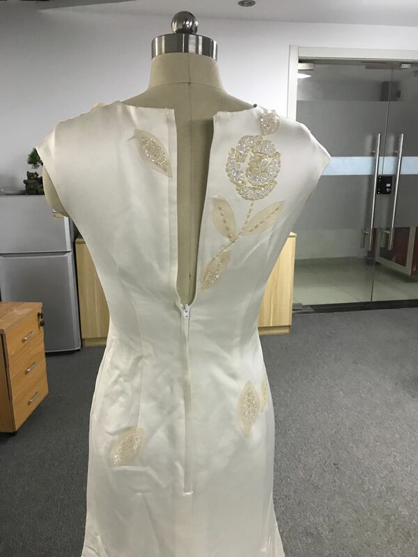 CloverBridal O Neck Sleeveless Wedding Dresses Flower Pattern vestidos de ocasión a medida Discount Factory Bridal Gown 1430