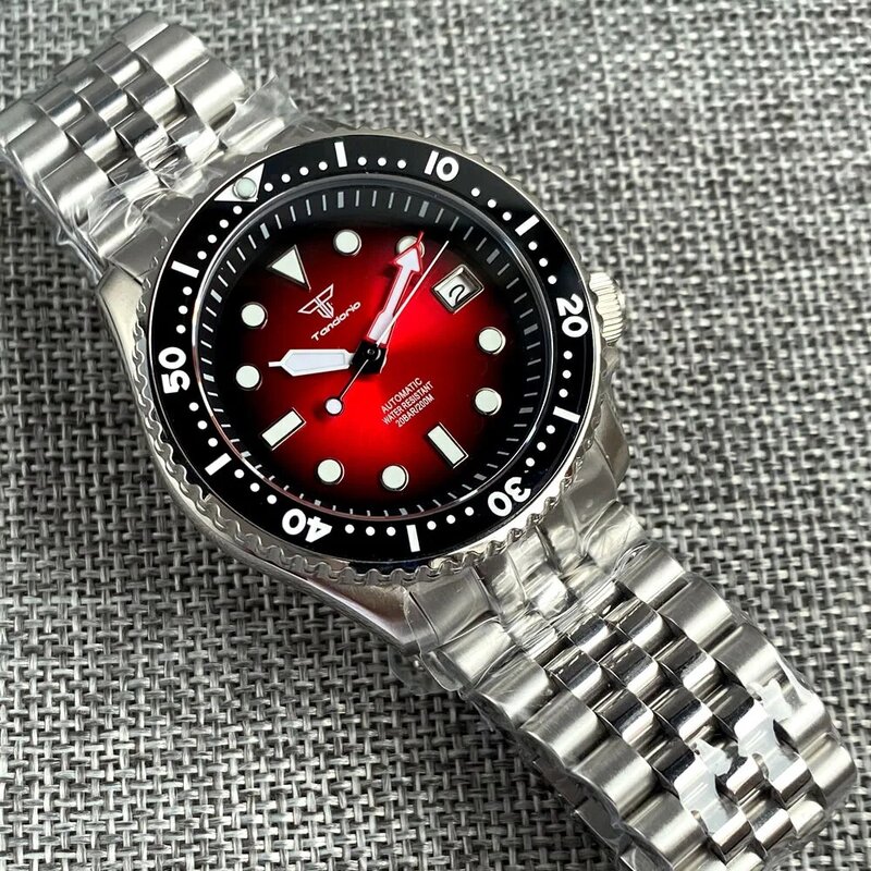 DIVER 3.8 Mechanical Watch Men NH35 Movt Sunburst Red 20bar Waterproof SKX Wristwatch 120clicks Bezel Steel Bracelet Relogio