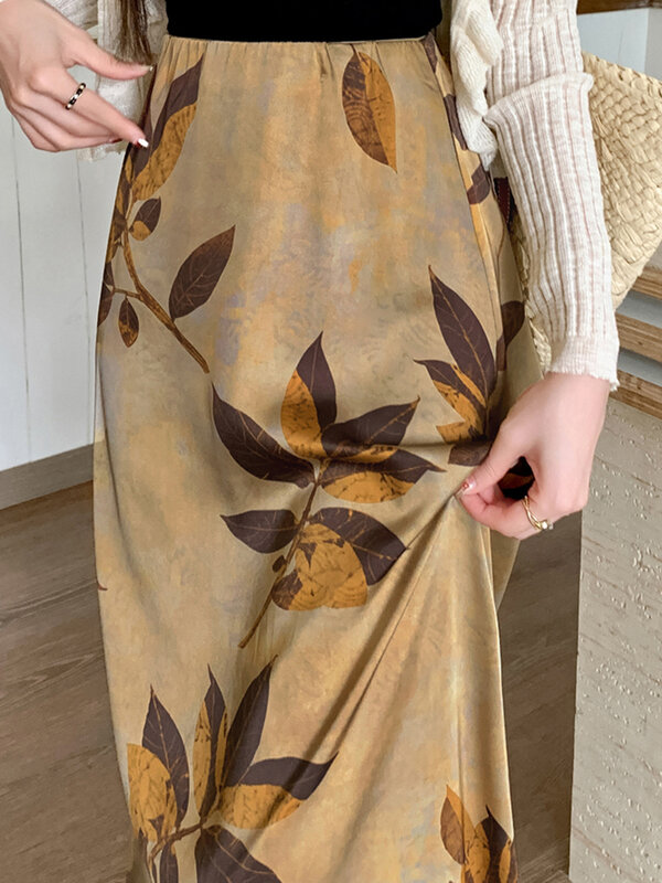 Falda larga de satén con estampado Retro para mujer, prenda elegante de cintura alta, ajustada, adelgazante, media, Vertical, alta calidad, novedad de verano