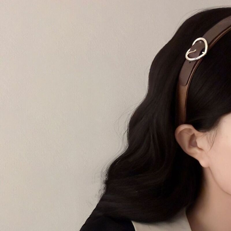 Fashion Retro Love Heart Hairband Punk Gothic Leather Headband Korean Style Temperament Women Hair Hoop