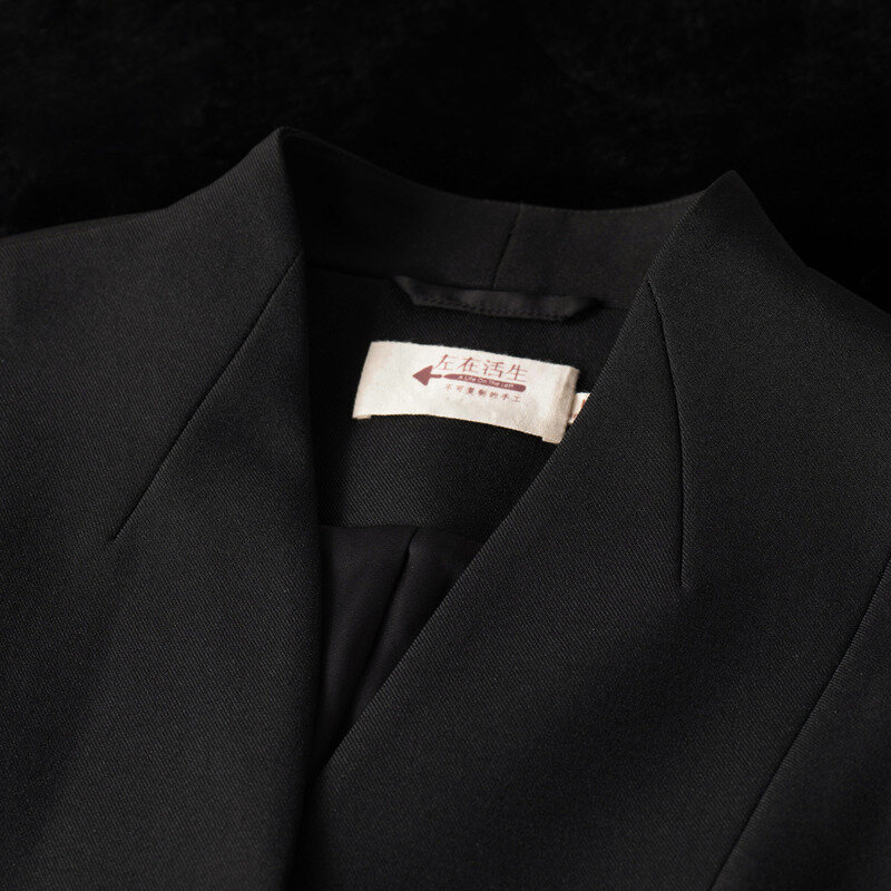A Life On The Left Women Blazer 2023 Spring Three-quarter Sleeve V Neck Slim Waist Coats Original Retro Embroidery Business Suit