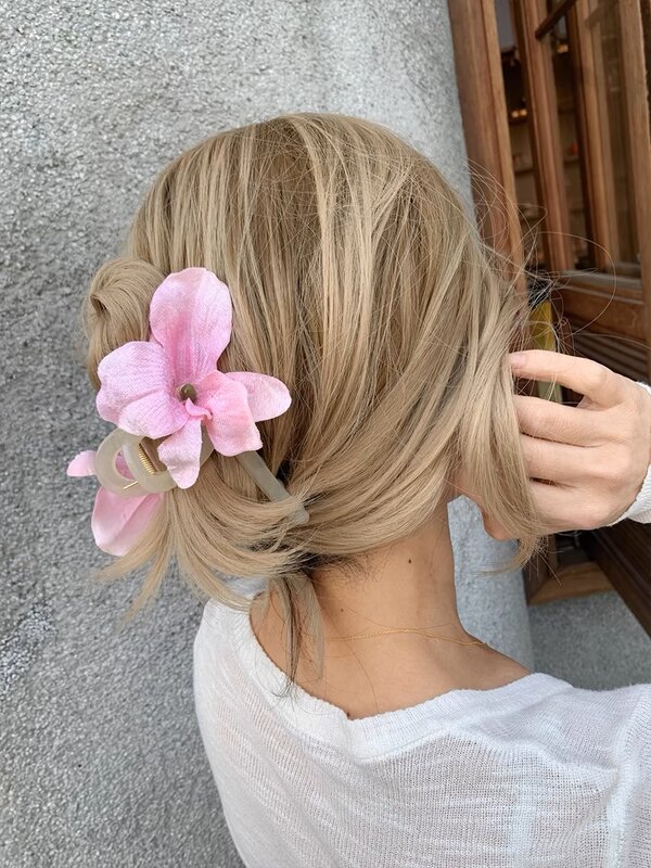 Женская заколка для волос, летняя Заколка-краб с цветами и жемчужинами, аксессуар для волос