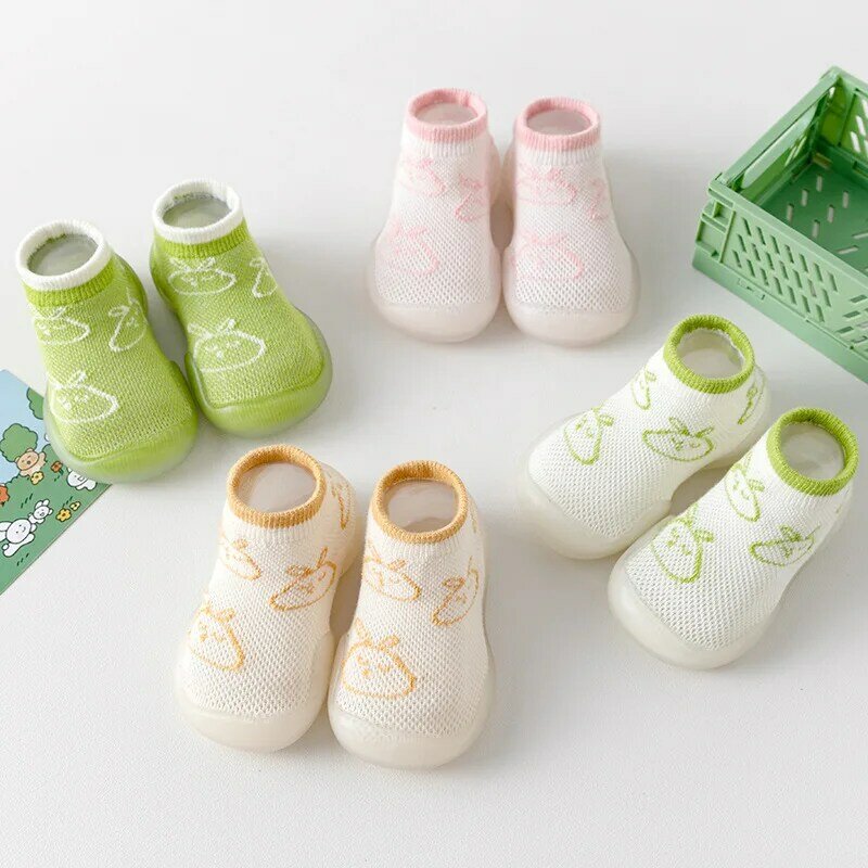 Детская обувь для первых шагов, Новая мягкая подошва, сетчатые дышащие удобные туфли для маленьких мальчиков, нескользящие носки с резиновой подошвой, обувь для новорожденных