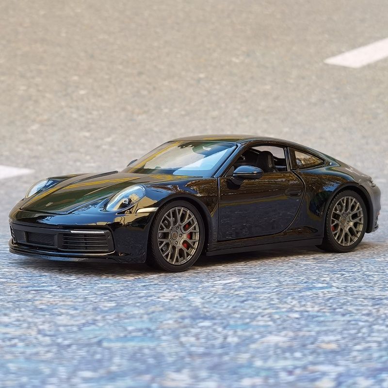 Welly 1:24 Porsche 911 Carrera 4S Coupe lega modello di auto sportiva pressofusi veicoli giocattolo in metallo modello di auto simulazione regali per bambini