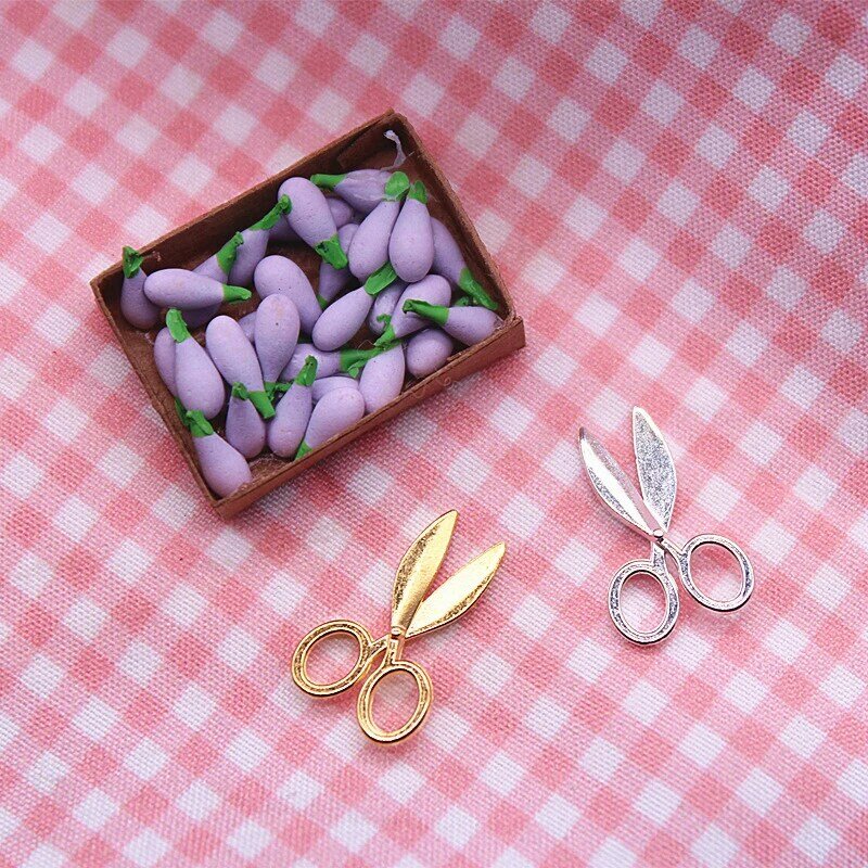 Ciseaux miniatures en métal pour maison de poupée 1:12, modèle argent/or, jouet de décoration pour meubles, 2 pièces