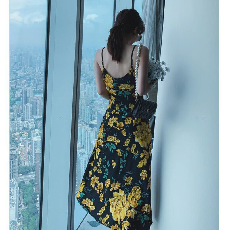ผู้หญิง Suspender เซ็กซี่ V คอฤดูร้อนสไตล์ใหม่ Rose Sablon Bunga ซาตินลำลองมินิกระโปรงยาวผู้หญิงเสื้อผ้า