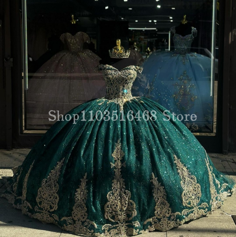 Emerald Green Luxury 15 Quinceanera Dress 2024 Princess One Shoulder Inlaid Sequins Gold Applique Vestido 15 Años Quinceañera