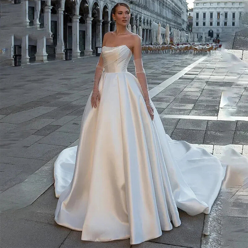 Simple Satin Wedding Dresses Elegant Boat Neck Bridal Gowns Off-The-Shoulder Draped With Long Train Robe De Mariee