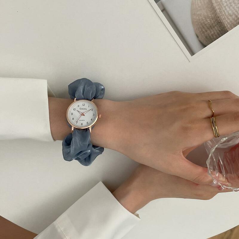 Fashion Ribbon Watches Bangles Bracelets for Women Simple Elastic Quartz Wrist Watches Bangle Bracelet Trendy Accessories Gifts