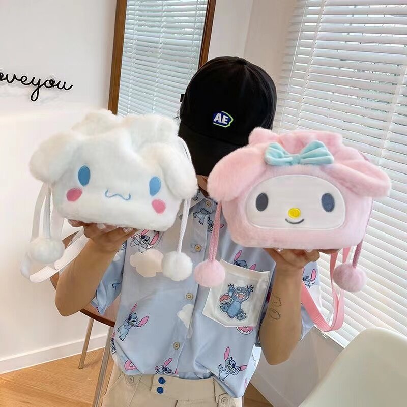 Hello Kitty Cosplay กระเป๋าสตางค์กระเป๋า Kuromi Sanrio Plush กระเป๋าถือ My Melody Pocketbook Cinnamoroll Pochacco กระเป๋าเป้สะพายหลัง