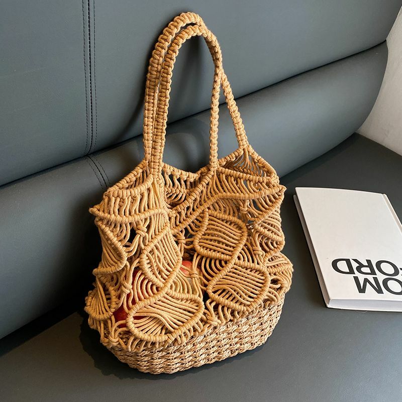 Original design handbag for women large capacity Bucket bag 2024 new Elegant Unique straw woven shoulder bag woven hollow tote