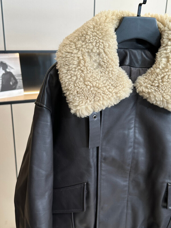 플립 헤어 칼라 가죽 재킷, 개성 있는 패션, 잘 생긴 편안한 다목적 2024, 가을 및 겨울, 신상 1124