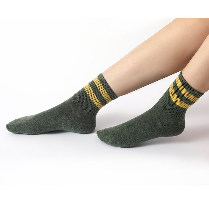 Senhoras meias de pilha para o outono inverno 1 par cor pura manter quente meias femininas meados do tubo meias estilo coreano espessamento cashmere