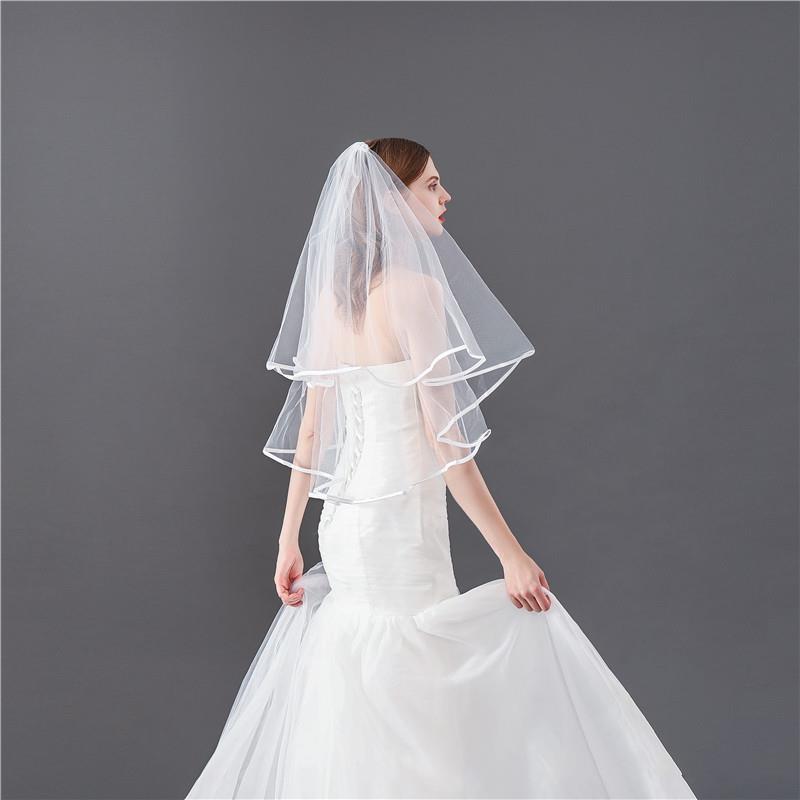 Two-Layers Short Wedding Bridal Ribbon Edge Veils with Comb Bridal Accessories