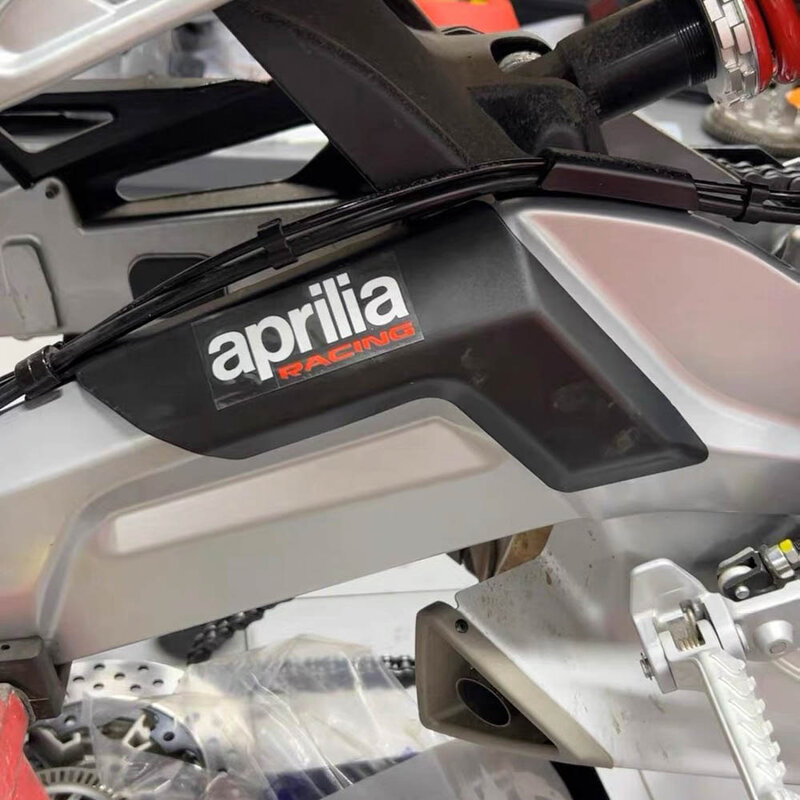 Carcasa protectora para brazo basculante trasero de motocicleta, decoración para Aprilia RS 660, TUONO660, 2021, 2022, 2023, RS660