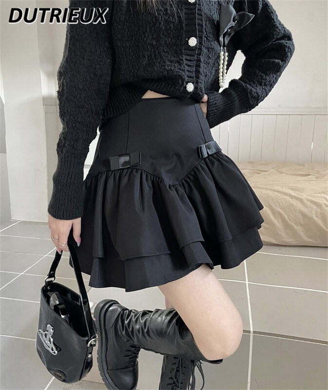 Falda corta de pastel hinchado para mujer, minifaldas plisadas de línea A adelgazantes negras, estilo francés de gran tamaño, Otoño e Invierno