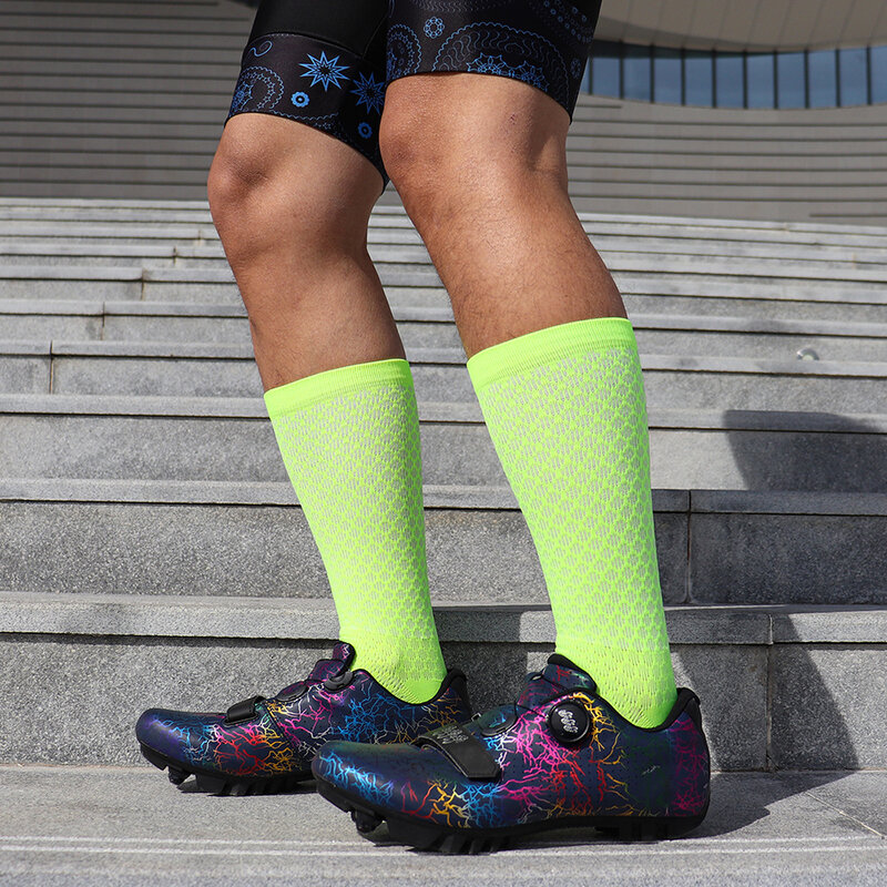 Мужские и женские велосипедные носки из высококачественной ткани для максимальной езды, подходят для 37-45 различных цветов