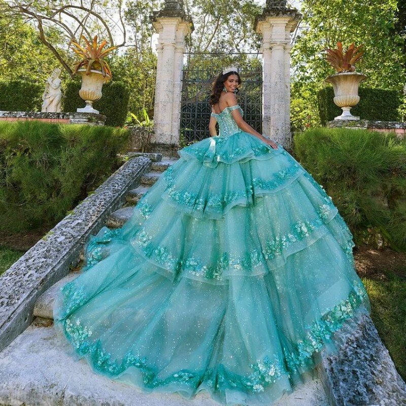 Pink Girl Quinceanera Dress Prom Dress Sweet 15 Dress Applique perline paillettes con coda staccabile Party Princess Dress