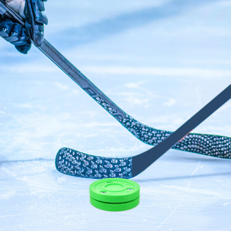 Zielone biszkoptowe krążki treningowe do hokeja ulicznego w hokeju na lodzie z przechodzącym krążkiem treningowym hokejowym krążkiem hokejowym hokejowym