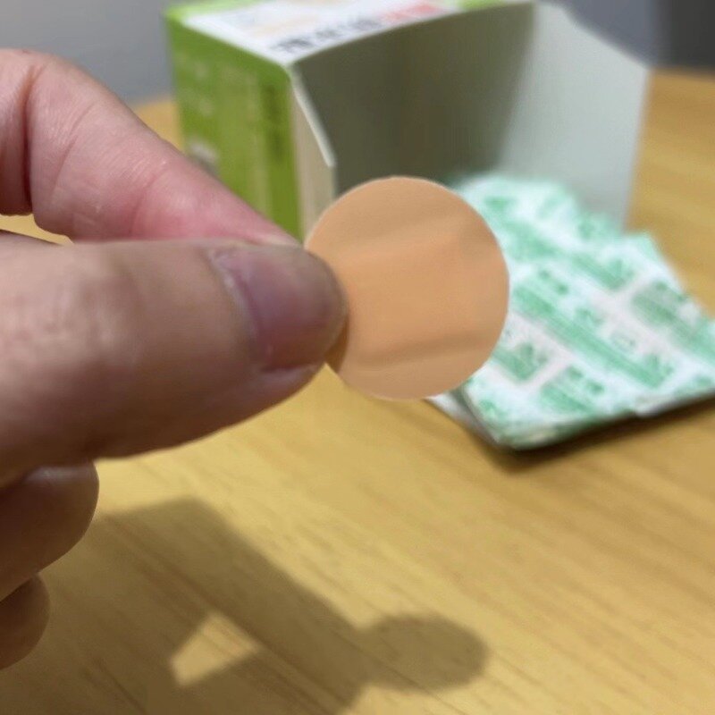 100 Stück/Set Mini Round Band Aid Hautfarbe Wund verband Pflaster Patch atmungsaktives wasserdichtes Klebeband Klebeband
