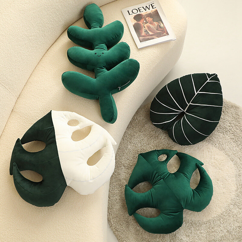 Almohada de felpa de hojas verdes de estilo nórdico INS, cojín suave con forma de hoja de plátano, cara sonriente, juguetes para niños, decoración del hogar