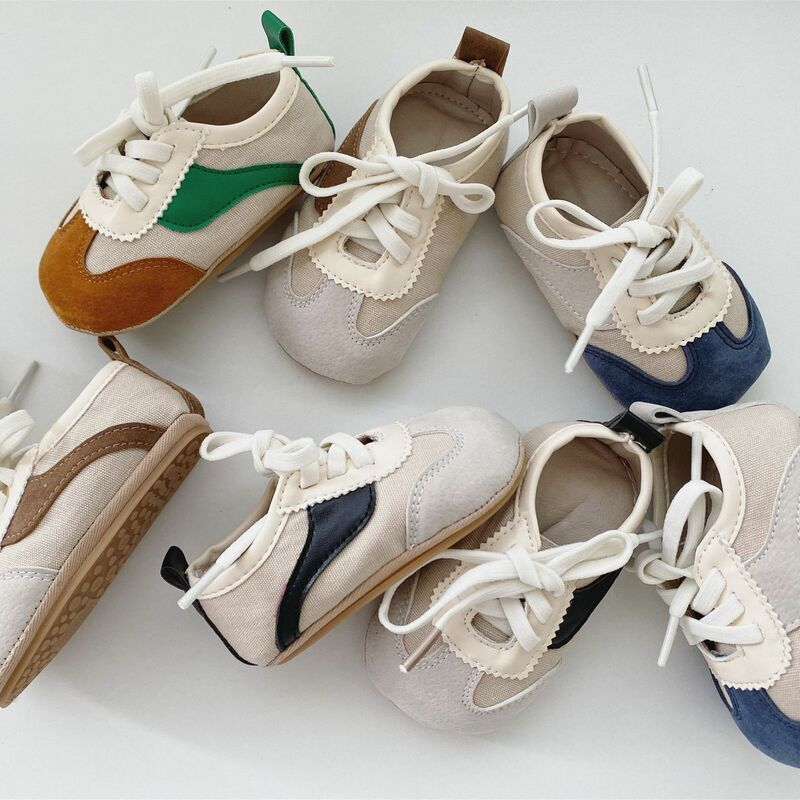 2024 Babys chuhe koreanische Baby First Walker Neugeborene Indoor weiche Sohle Anti-Rutsch-Schuhe Baby Mädchen Jungen Leinwand Schuhe