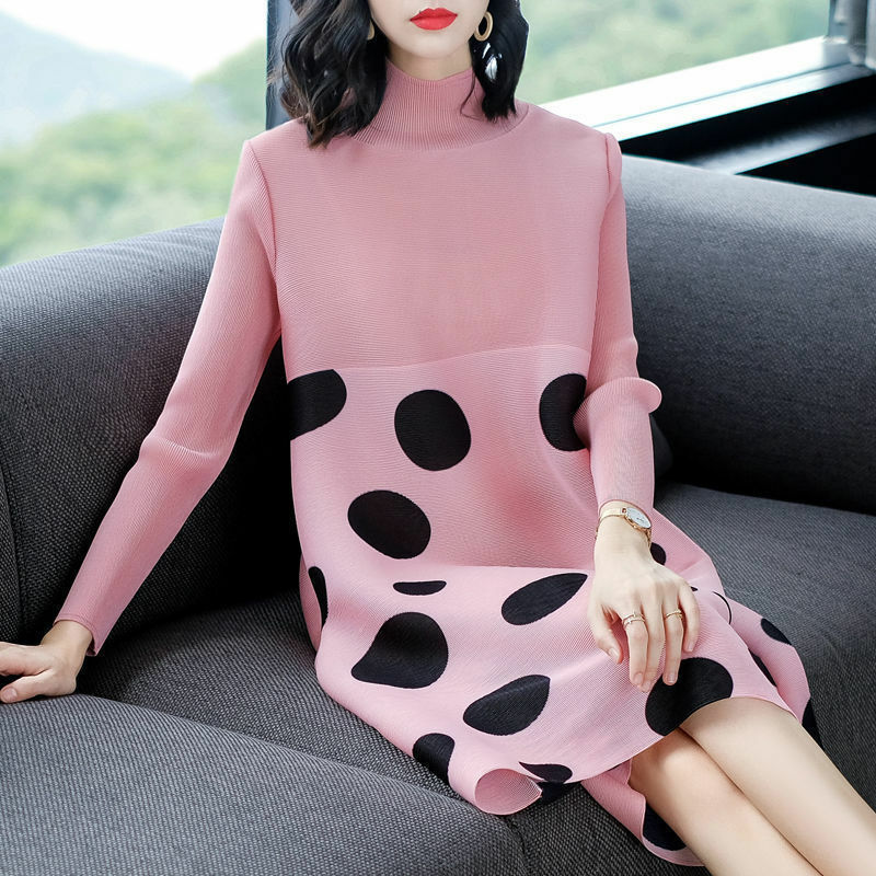 High necked loose pleated dress 2024 spring new  fashion polka dot mid length bottom  dress for women  LOOSE