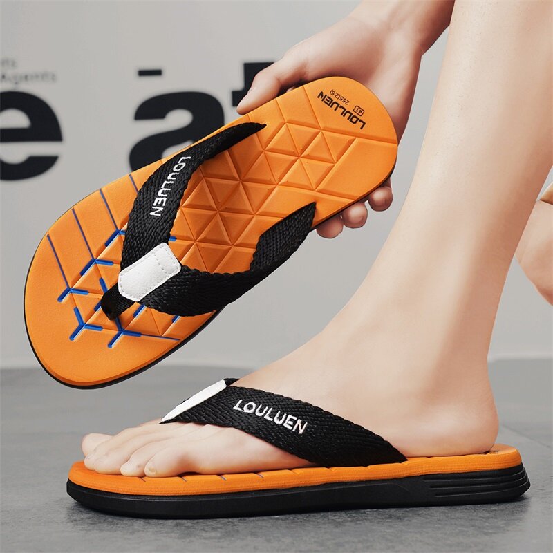 New Fashion Flip Flops for Beach Non-slip Flat Indoor Slippers Men Comfortable Flat Casual Slippers Men Slides Chanclas Hombre