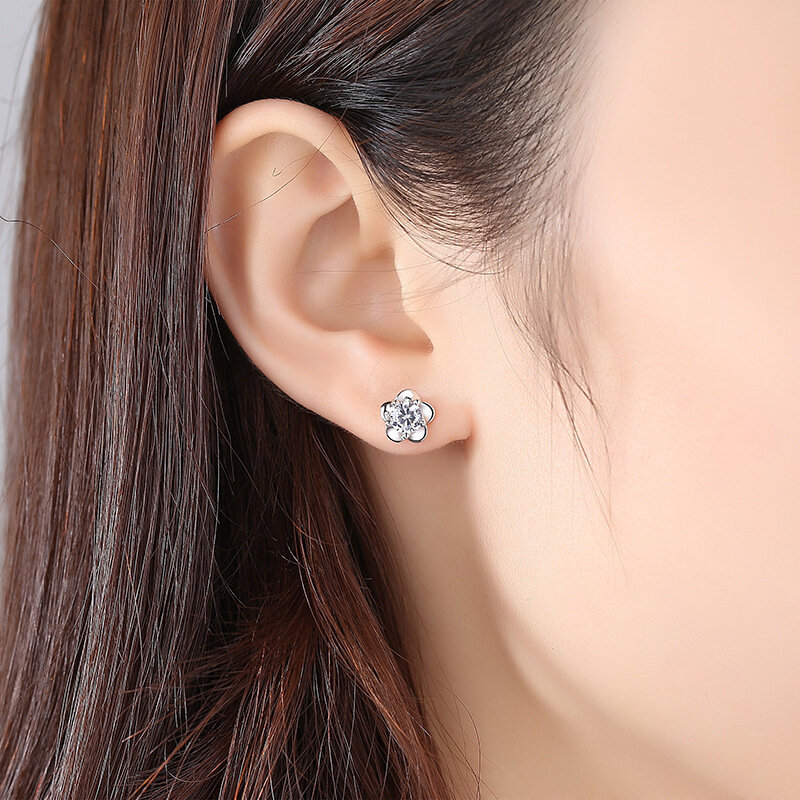 Solid 925 Sterling Silver Woman's High-quality Fashion Jewelry New Crystal Zircon Flower Stud Earrings XY0204