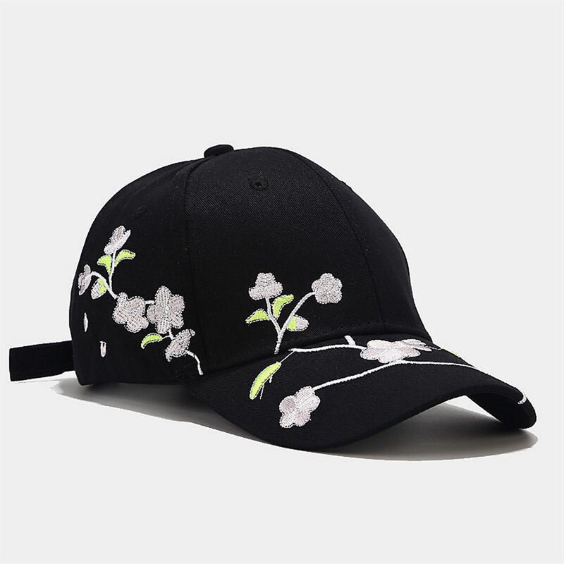 2024 Fashion Men And Women Floral Embroidery Peaked Cap Sun Hat Baseball Cap Printed Peach Blossom Summer Cap Baseball Cap