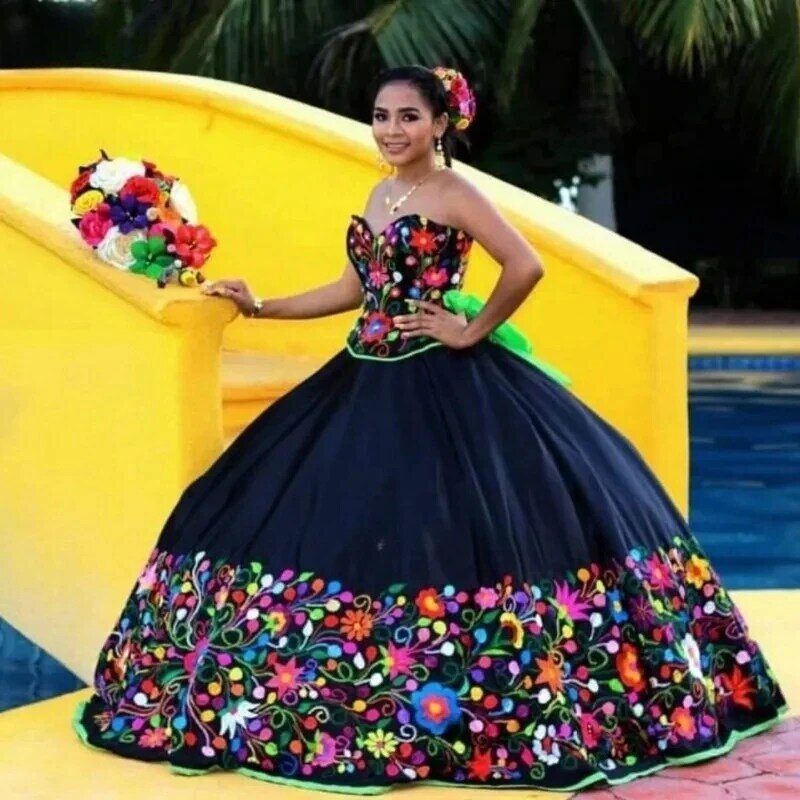 Vestidos de Quinceañera de princesa negra, vestido de baile, escote Corazón, satén bordado, dulce 16 vestidos, 15 Años, mexicano