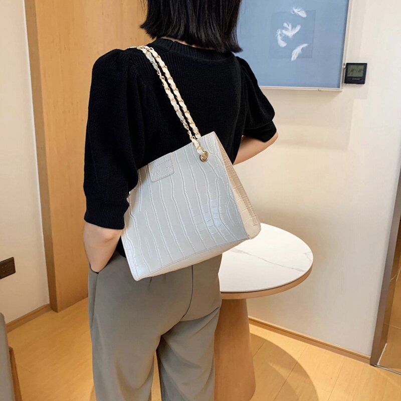 Вместительная женская сумка-мессенджер через плечо с крокодиловым узором, модная роскошная сумка из искусственной кожи для путешествий и отдыха