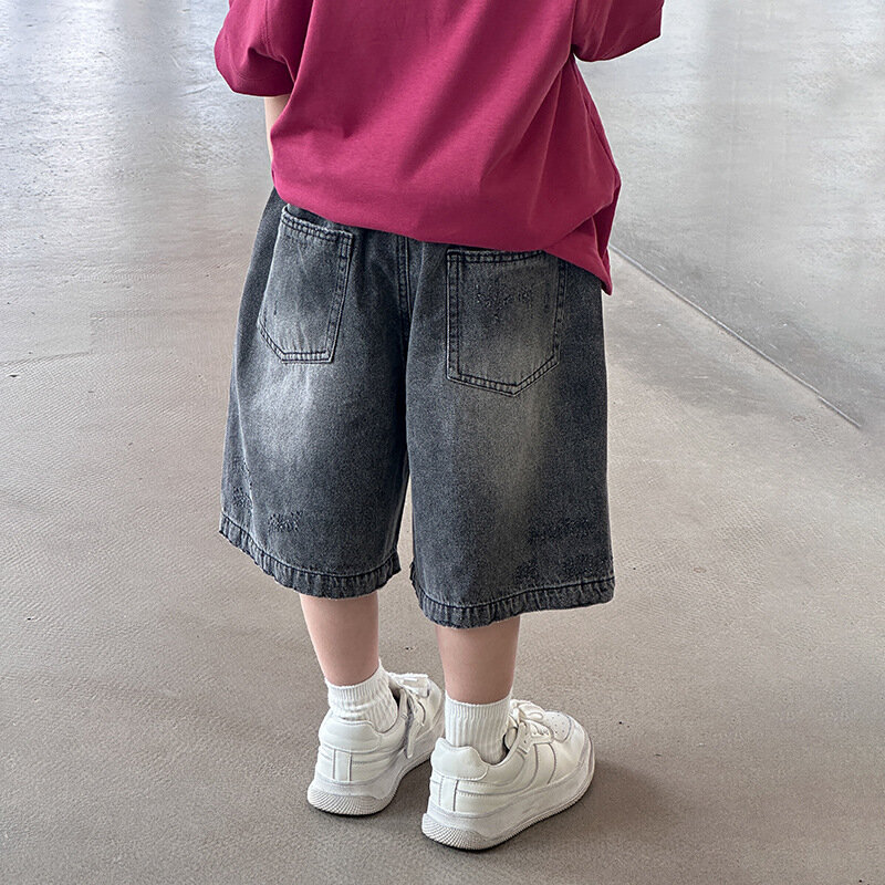2024 Summer Boys and girls Handsome vintage ripped denim Shorts children loose all-match knee-length jeans 2-8Y