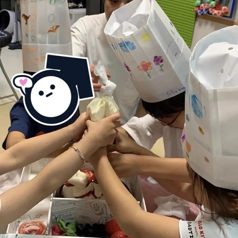 10 개 어린이 주방 모자 유치원 베이킹 수제 어린이 요리 모자 일회용 부직포 모자, 소년 소녀 놀이 집 모자