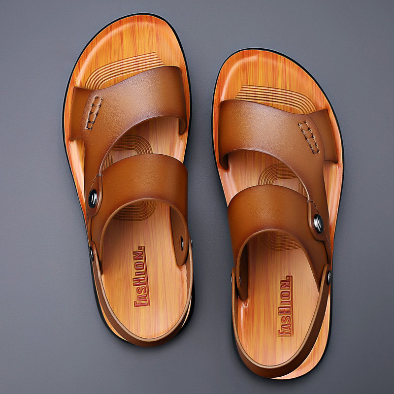 sandals for men outdoor leather 2022 summer Men Shoes Genuine Leather Non-slip Beach Slip-On Sandals Travel Slippers luxury
