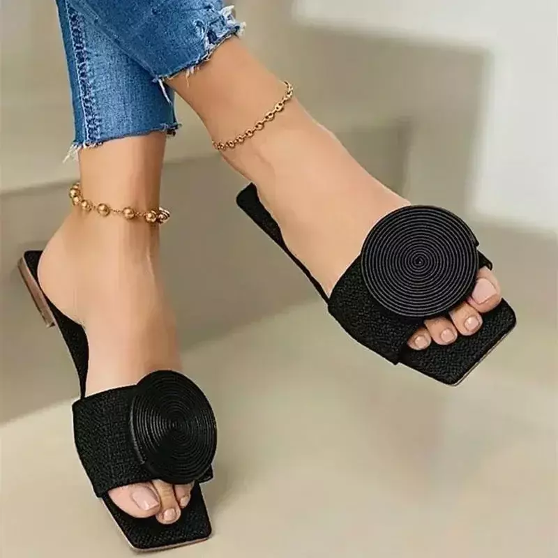 2024 Summer New Slippers Female Fashion Solid Flat Casual Slippers Ladies Plus Size 43 Open Toed Fashion Beach Shoes Mujer
