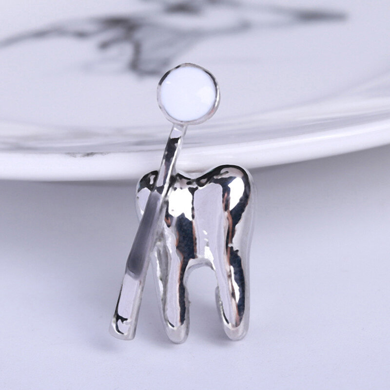 1PC Brooch Pin Classic Fashion Tooth Shape Brooch Pin For Doctor Nurse Lapel Backpack Badge Pins Jewelry Gift Accessories