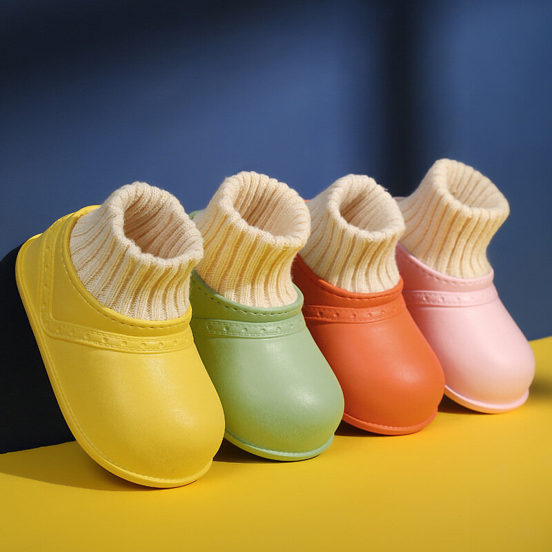 Wintrt wodoodporne niemowlęta dziewczynki i chłopcy buty ogrodowe moda antypoślizgowa EVA małe dzieci ciepłe z miękkimi podeszwami rozmiar 140mm-180mm