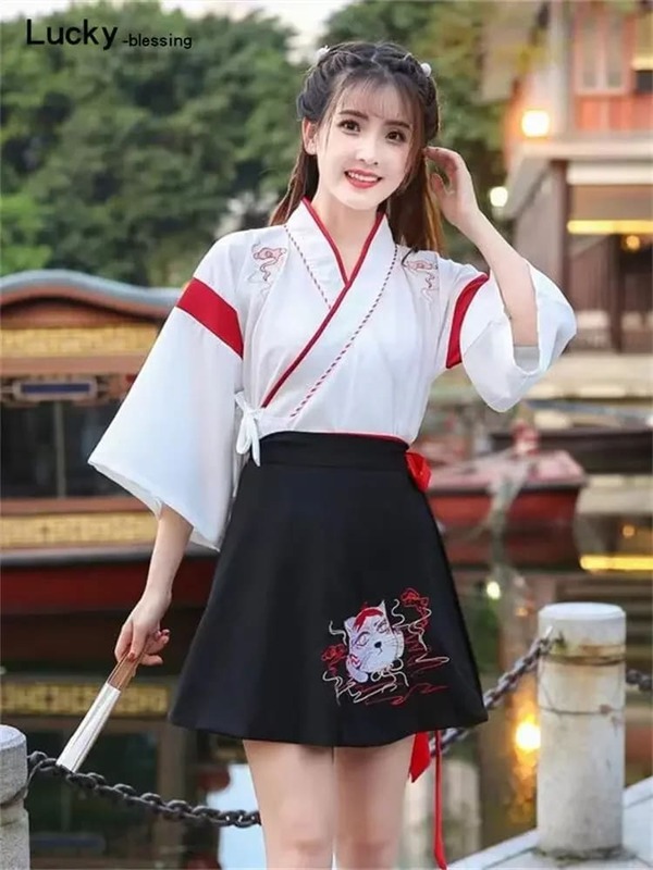 Robe Kimono japonaise pour femme, jupe brodée de chat noir et blanc, vêtements Vintage asiatiques, costume harajuku de Cosplay Anime de fête du Yukat