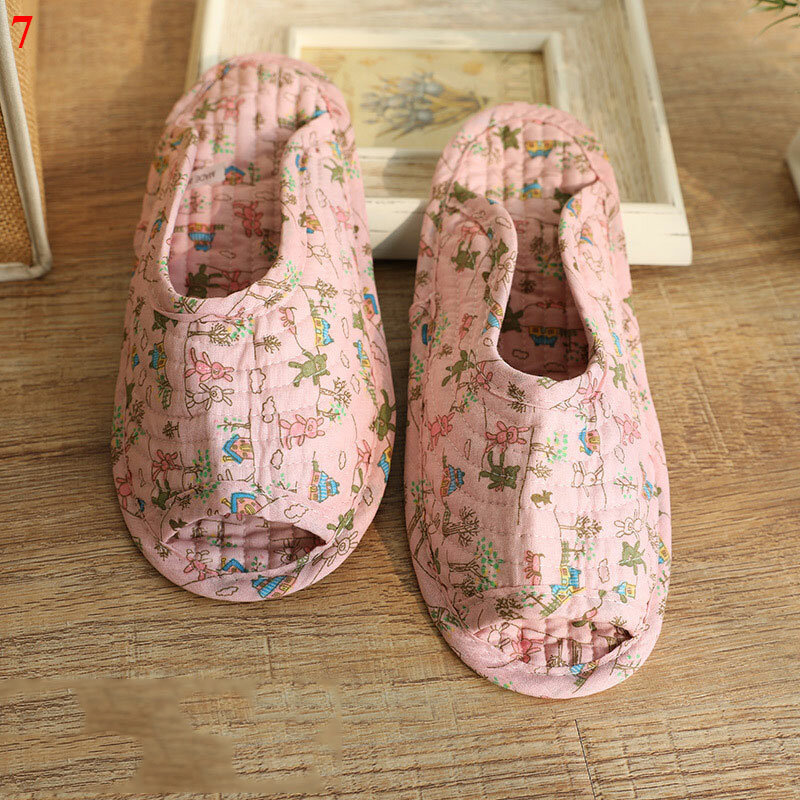 Sandal kain wanita Vintage bermotif bunga sandal rumah dalam ruangan lembut bepergian wanita Cotth jahit nyaman sepatu datar sandal kurungan