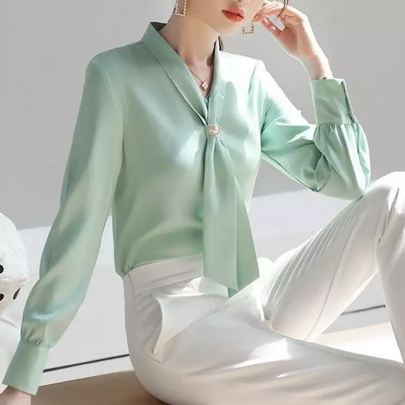 Женская Офисная рубашка с бантом, элегантная Свободная блузка зеленого и белого цвета с длинным рукавом, в Корейском стиле, для весны и осени, Z235