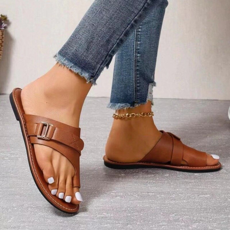 Letnie w nowym stylu rzymskie klamry damskie sandały na zewnątrz wygodne płaskie buty na wakacje klapki plażowe jednolity kolor damskie kapcie